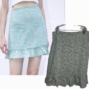 Brandy Melville Cara Ruffle Skirt Green Blue Floral Print One Size (XS / SM)